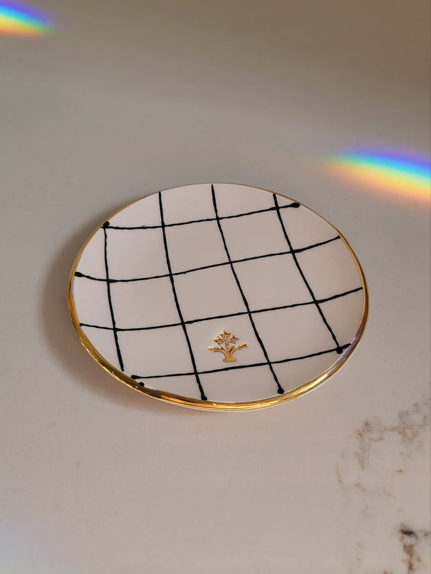 checked trinket dish