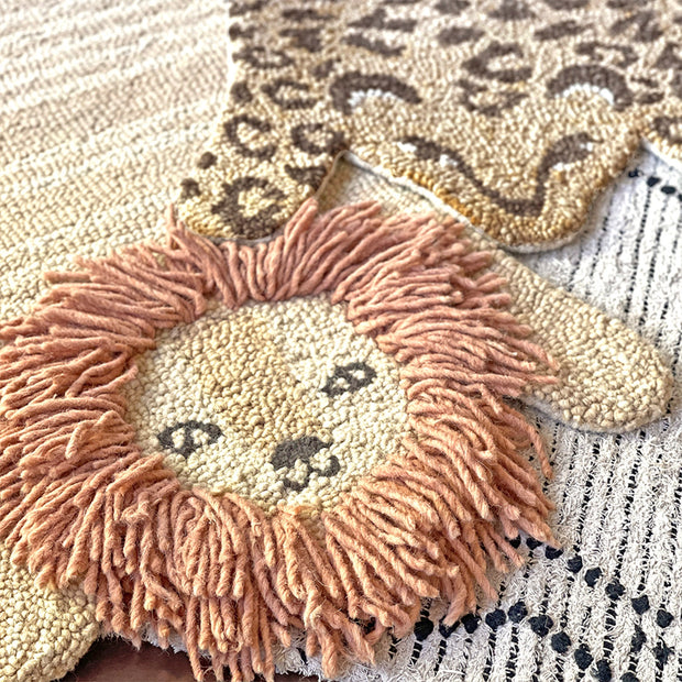 lion shape rug