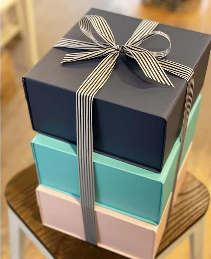 collapsible gift box with magnetic closure & tissue - various colors
