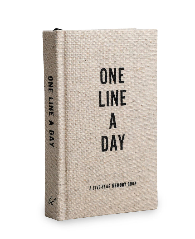 canvas one line a day: a 5 year memory book